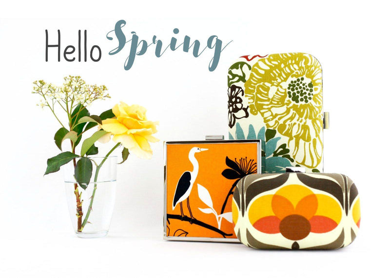 Spring into Pretty with Floral Clutch Bag | SUPPLY4BAG